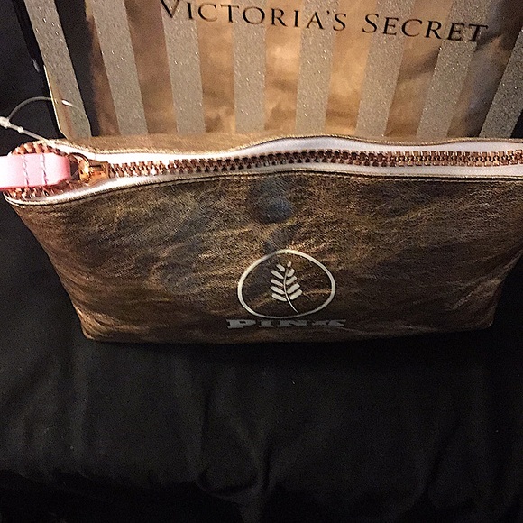 PINK VICTORIA’S SECRET - BEAUTY / COSMETIC BAG - Picture 7 of 13